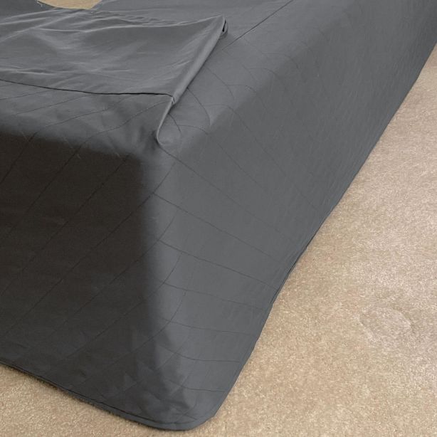 continuous-wrap-diamond-quilted-bed-skirt