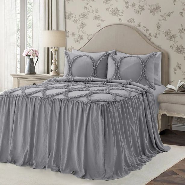 cotton-textured-ruffle-bedspread-set